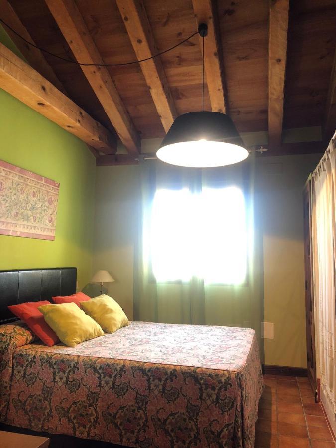 Apartamentos Lobiche Navafría Εξωτερικό φωτογραφία